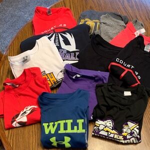 Under Armor and other Boys Tops. 5# Bundle. Size medium. 11 tops and 2 hoodies